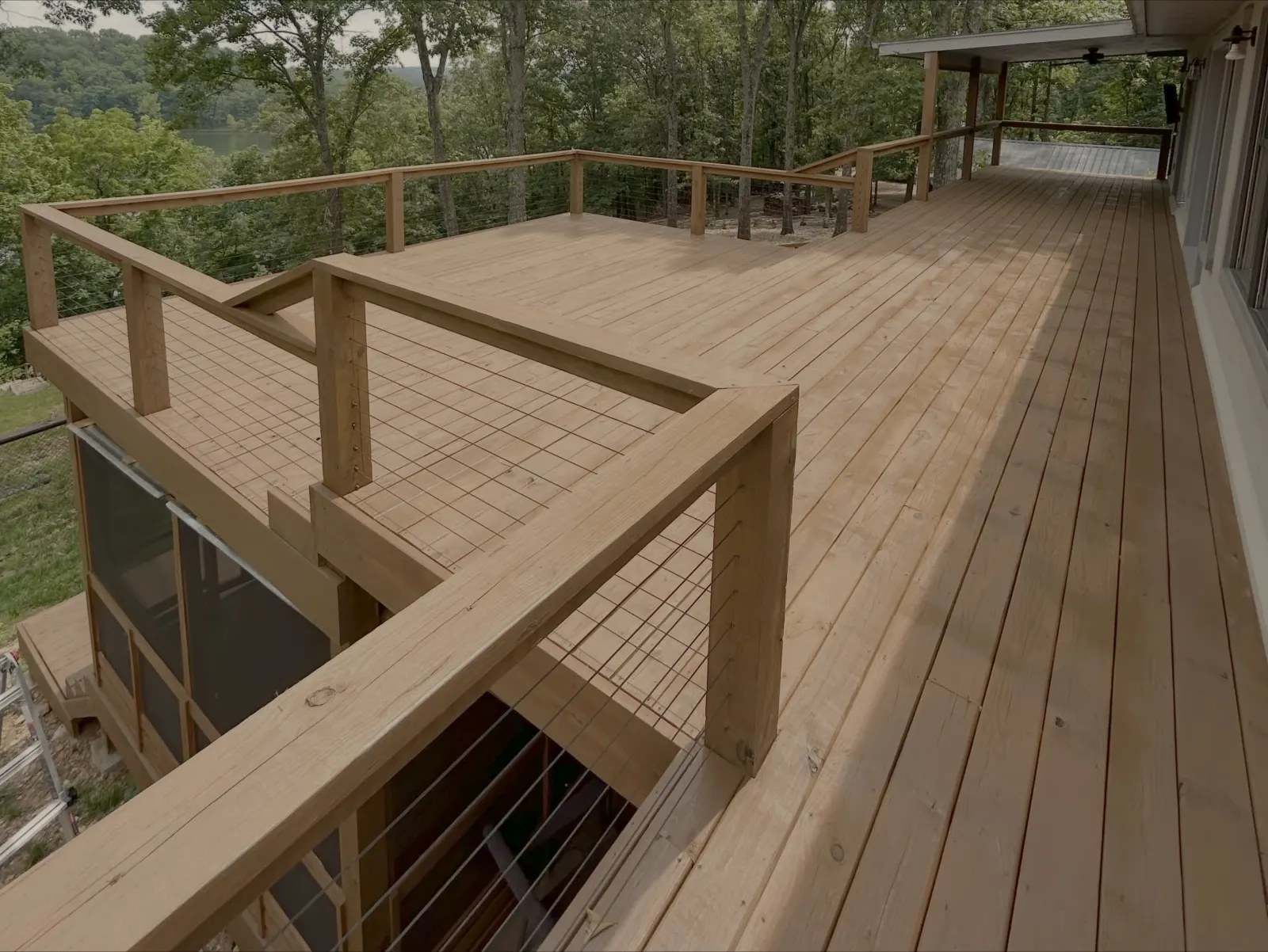 Balcony deck with stainless cable railing